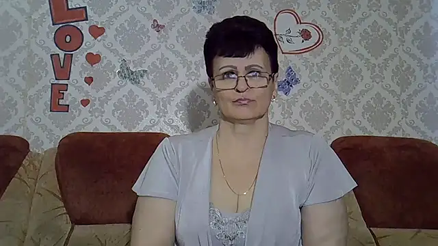 Snapshot of PaulaGolden chatting on December 2025 07:38:01 AM PaulaGolden online show from December 2025 07:38:01 AM