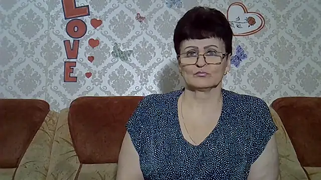 Snapshot of PaulaGolden chatting on December 2025 02:55:01 PM PaulaGolden online show from December 2025 02:55:01 PM