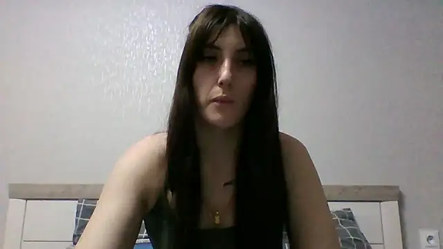 Snapshot of Moniic_Moon chatting on March 2025 03:27:01 PM Moniic Moon online show from March 2025 03:27:01 PM