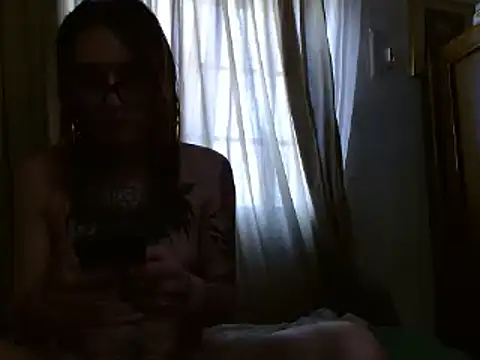 kittenlizz online show from December 2024 05:28:02 PM