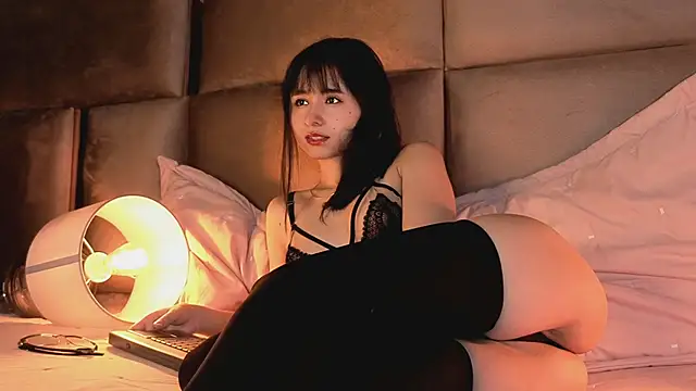 angelinepossy online show from November 2025 09:52:01 PM