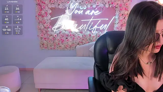 AmberFarrell online show from January 2025 07:52:01 PM