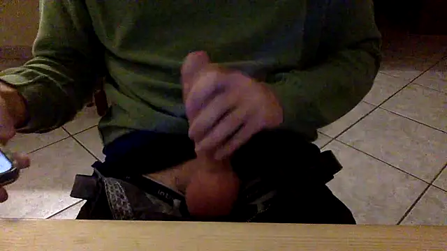 Snapshot of Realita chatting on October 2025 10:03:02 AM Realita online show from October 2025 10:03:02 AM