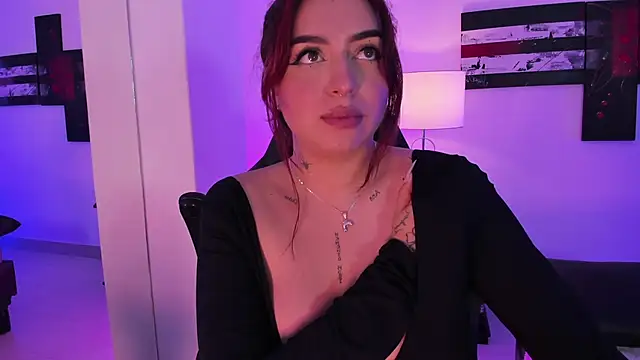 AnnikaMerliahh  online show from February 2025 06:15:02 PM
