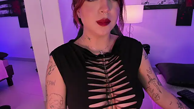 AnnikaMerliahh  online show from February 2025 03:21:01 PM