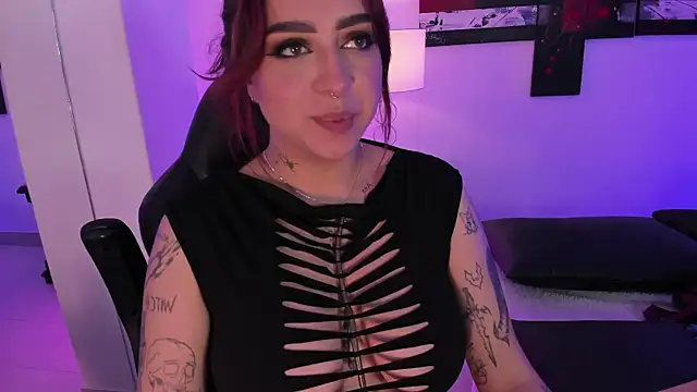 AnnikaMerliahh  online show from February 2025 06:26:01 PM