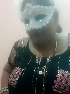 Snapshot of seemi_bhabhi chatting on January 2025 03:07:02 PM seemi bhabhi online show from January 2025 03:07:02 PM