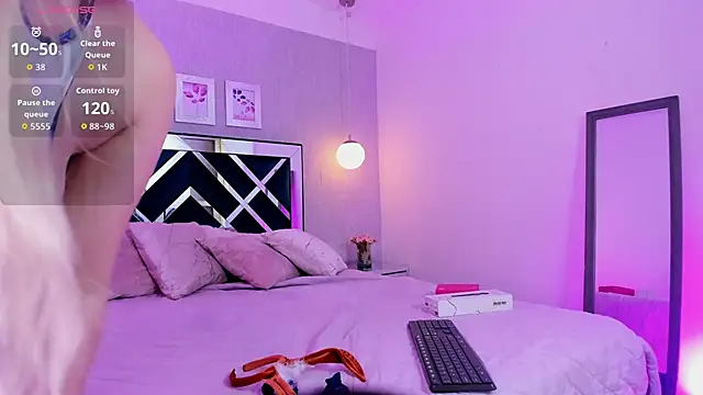 Snapshot of ibella7 chatting on November 2025 07:34:02 PM ibella7 online show from November 2025 07:34:02 PM