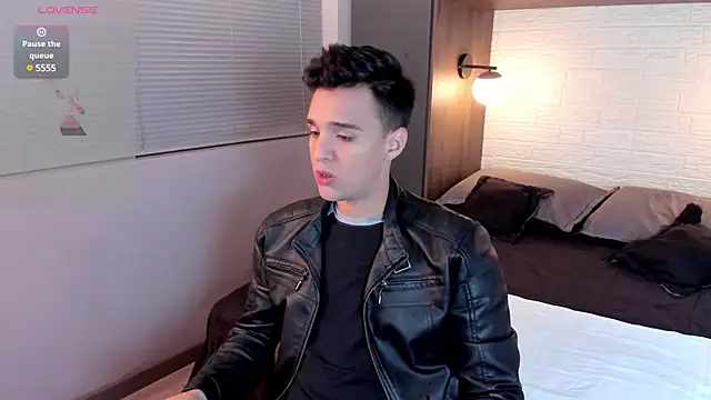 Edward max online show from January 2025 02:54:02 AM
