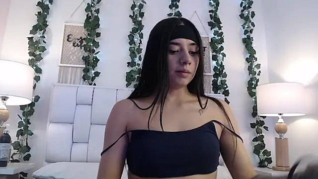 Kylie golden online show from December 2024 11:11:01 AM