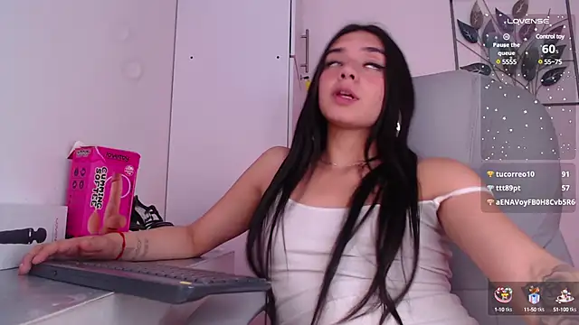 Kylie golden online show from January 2025 06:02:01 PM