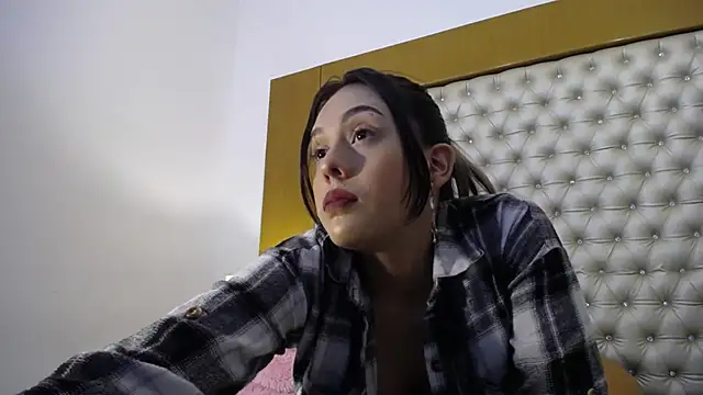 Snapshot of MegannMyerss chatting on January 2025 08:00:02 PM MegannMyerss online show from January 2025 08:00:02 PM