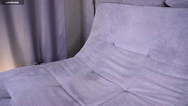 VeronaAppleberry online show from February 2025 07:26:01 AM