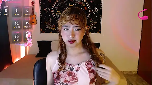 sophieMarshall01 online show from December 2024 04:38:01 PM