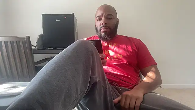 Snapshot of Bbcfun44 chatting on December 2025 04:22:01 PM Bbcfun44 online show from December 2025 04:22:01 PM