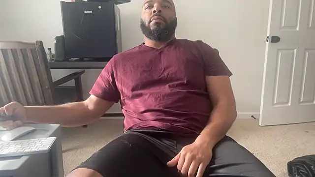 Snapshot of Bbcfun44 chatting on December 2025 05:07:02 PM Bbcfun44 online show from December 2025 05:07:02 PM