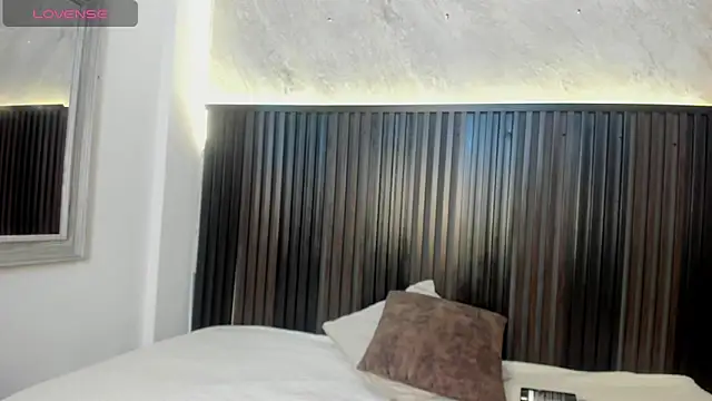 kyber  online show from December 2025 12:45:01 PM