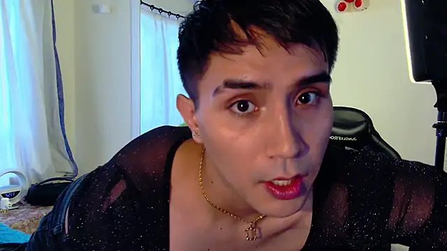 Snapshot of Chris_Maddox chatting on October 2025 04:52:02 PM Chris Maddox online show from October 2025 04:52:02 PM