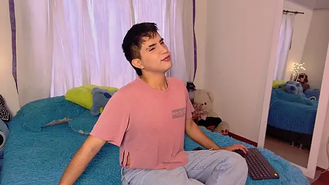 Snapshot of Chris_Maddox chatting on October 2025 06:19:02 PM Chris Maddox online show from October 2025 06:19:02 PM