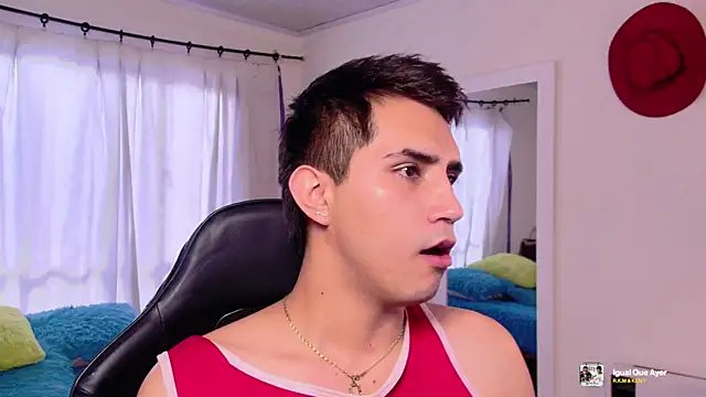 Snapshot of Chris_Maddox chatting on November 2025 01:21:02 PM Chris Maddox online show from November 2025 01:21:02 PM