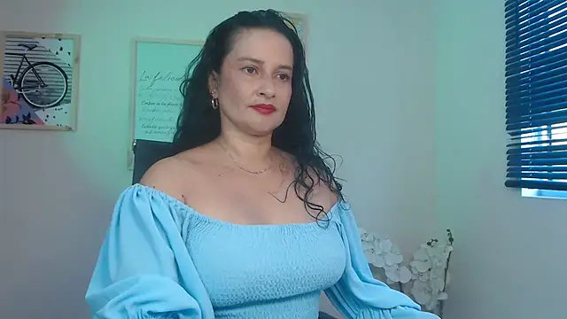 lucy diiaz online show from March 2025 03:28:02 PM
