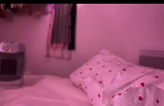 pinkie piexx online show from March 2025 01:05:01 AM