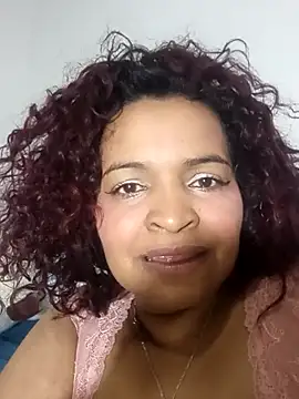 Snapshot of _violetta_- chatting on November 2025 12:55:02 AM violetta - online show from November 2025 12:55:02 AM