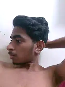 Snapshot of biggboyzz chatting on December 2024 07:21:01 PM biggboyzz online show from December 2024 07:21:01 PM