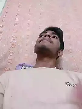 Snapshot of biggboyzz chatting on January 2025 09:13:02 AM biggboyzz online show from January 2025 09:13:02 AM