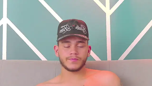 Tiger Savage online show from February 2025 02:01:02 AM