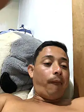 isacalejandroo online show from December 2024 02:52:02 AM