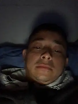 isacalejandroo online show from December 2024 07:03:02 AM
