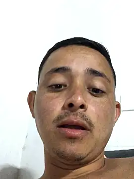 isacalejandroo online show from December 2024 12:57:01 AM