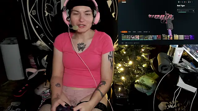 BrandiWRLD 999 online show from December 2024 07:22:01 PM