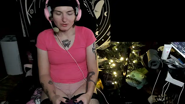BrandiWRLD 999 online show from December 2024 11:29:02 PM