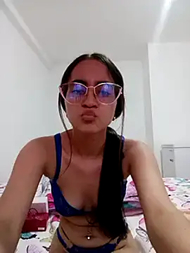 Mia Fischer online show from March 2025 10:20:02 PM