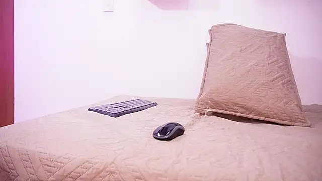 samantha sw online show from September 2025 03:08:02 AM
