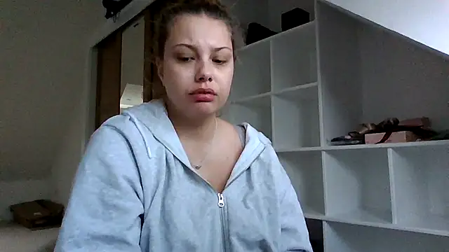 Krystal Tx online show from October 2025 07:09:01 AM