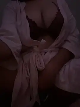 Snapshot of adry_moon666 chatting on October 2025 09:09:02 AM adry moon666 online show from October 2025 09:09:02 AM