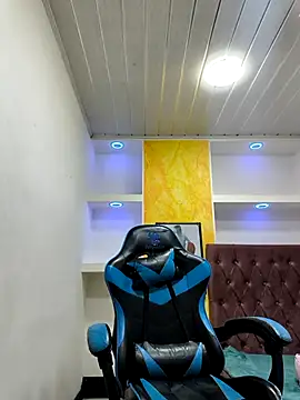 zoe connor19 online show from November 2025 10:41:02 AM