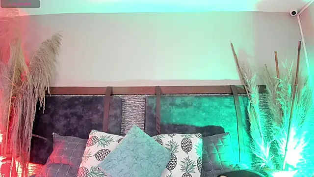 zoe 23  online show from December 2024 11:49:01 AM