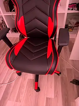 Snapshot of Periperiniz chatting on November 2025 07:29:01 AM Periperiniz online show from November 2025 07:29:01 AM