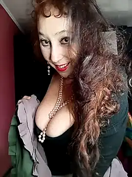 Snapshot of GypsyEsmeralda chatting on March 2025 11:18:01 AM GypsyEsmeralda online show from March 2025 11:18:01 AM