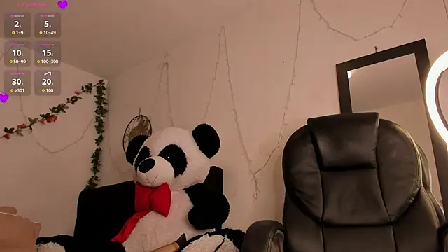 Snapshot of Carlasxdreams chatting on October 2025 11:50:04 PM Carlasxdreams online show from October 2025 11:50:04 PM