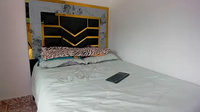 MattDevon online show from October 2025 05:36:02 PM