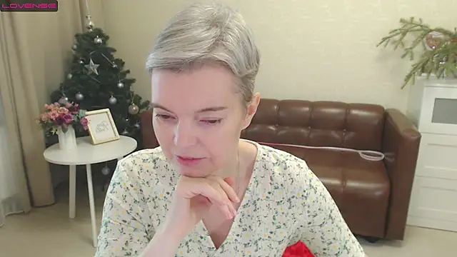 Cutie Erikaa1 online show from December 2024 03:47:02 AM