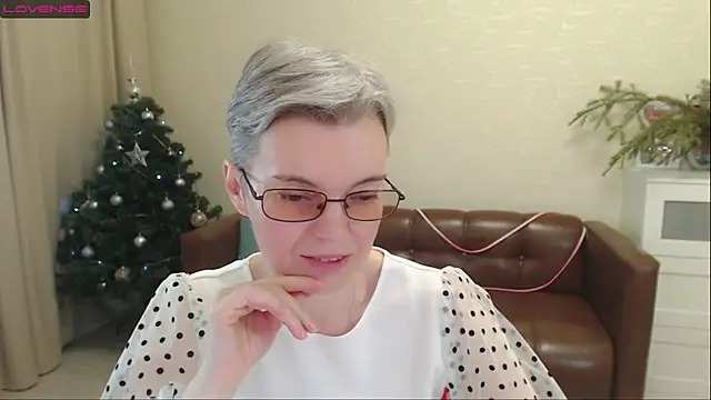 Cutie Erikaa1 online show from December 2024 05:37:01 AM