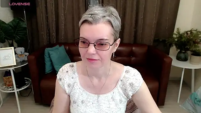 Cutie Erikaa1 online show from January 2025 02:35:02 AM