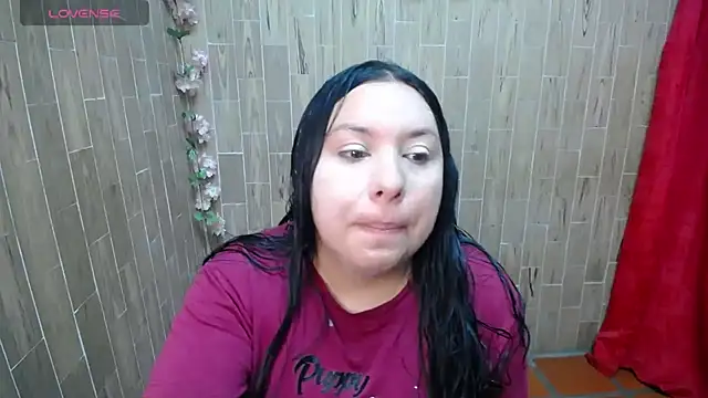 solyeria online show from November 2025 01:39:01 AM