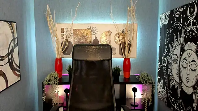 Lella Ryann  online show from January 2025 09:36:02 PM